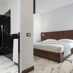 My Bed Montenapoleone Gasthof Mailand